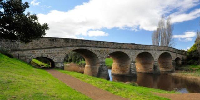 Bridge Cottages Sargeants & Armoury Cottages 1823 - History & Charm Ричмонд Экстерьер фото